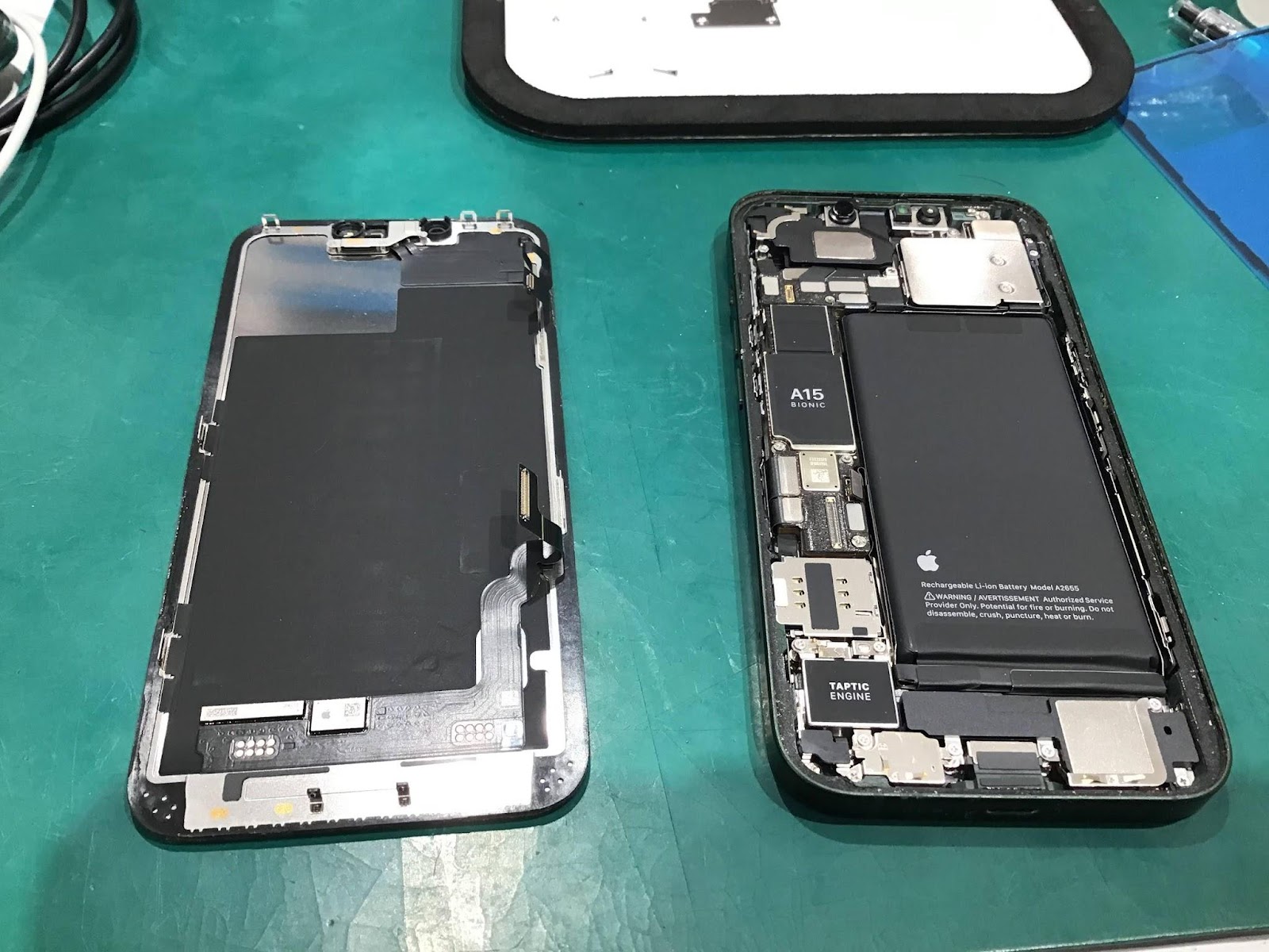 iPhone13のバッテリー交換を承りました！【スマホ修理工房丸井錦糸町店】